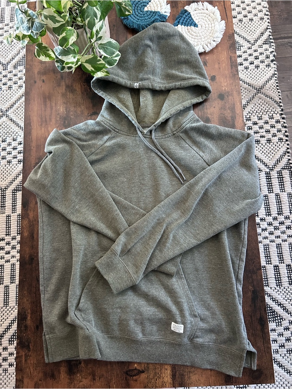 Women’s Volcom khaki green hoodie